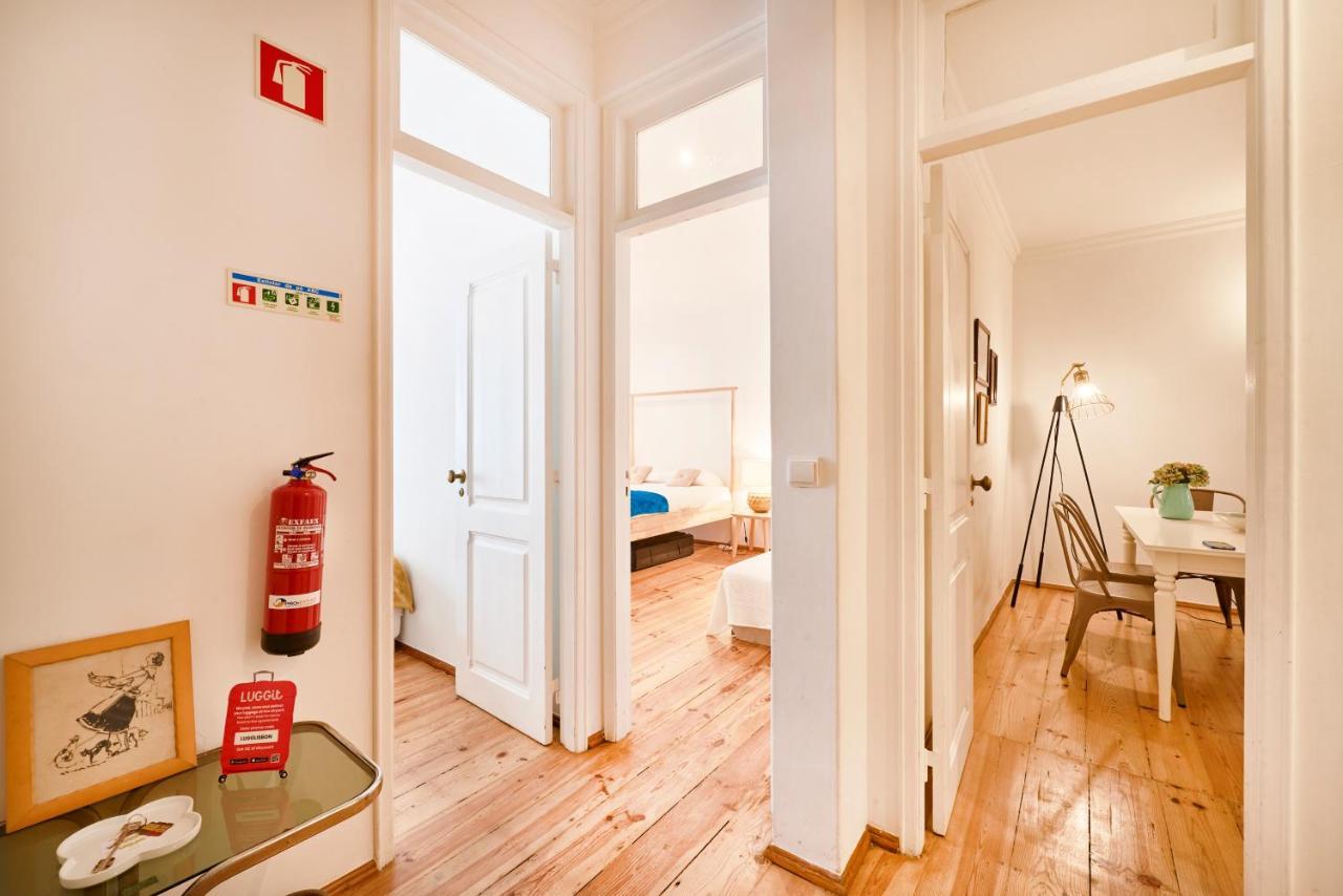 Spacious Bairro Alto Apartment With Courtyard, By Timecooler 리스본 외부 사진