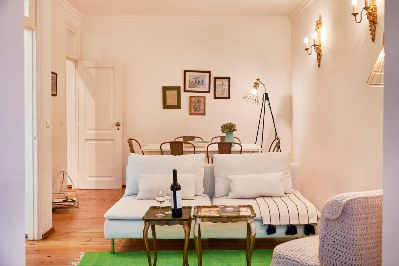 Spacious Bairro Alto Apartment With Courtyard, By Timecooler 리스본 외부 사진