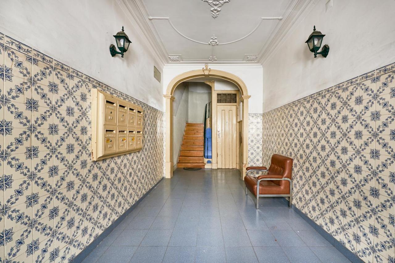 Spacious Bairro Alto Apartment With Courtyard, By Timecooler 리스본 외부 사진