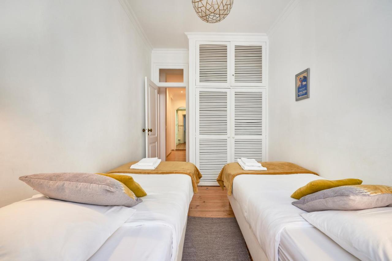 Spacious Bairro Alto Apartment With Courtyard, By Timecooler 리스본 외부 사진